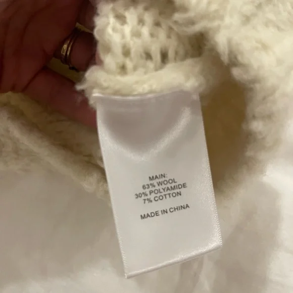 NWT Aje Alba Puff Sleeve Turtleneck Sweatee - Picture 3 of 5